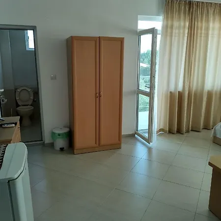 House Of Flowers Achtopol