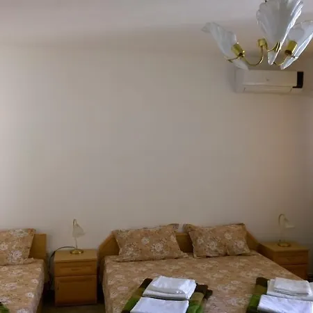 House Of Flowers Achtopol