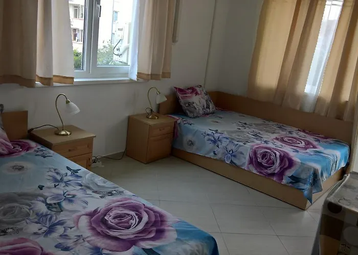 House Of Flowers Ahtopol