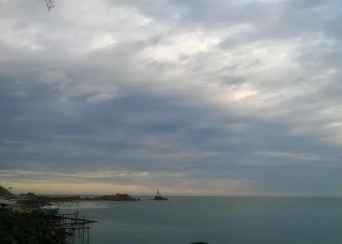 House Of Flowers Maison d'hôtes 3*