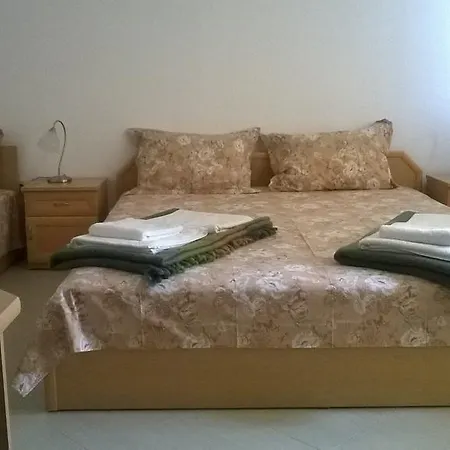 Pensjonat House Of Flowers Achtopol